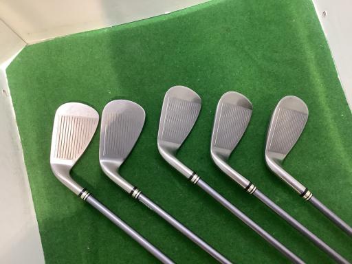 wwhniQOPQj@Tri{FT{Zbgj