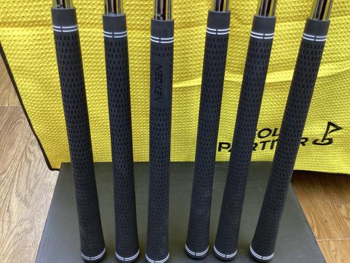 rqhwnm@y|enqfdc@hh@Ur