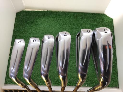 �q�������q���@�q�����@�u�@�U�r�i���{���F�U�{�Z�b�g�j