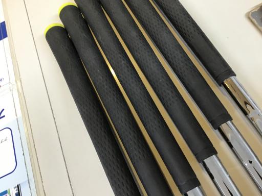 rqhwnm@ywT@Uri{FU{Zbgj