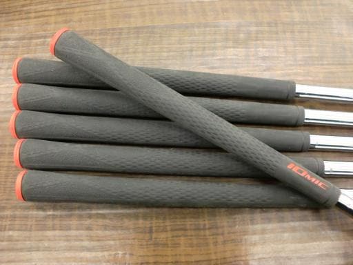 �s�����������@�l�������@�o�E�V�l�b�i�Q�O�Q�R�j�@�U�r�i���{���F�U�{�Z�b�g�j