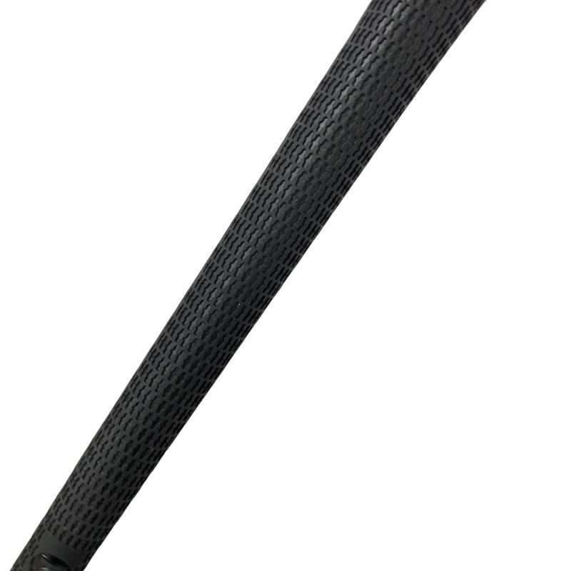 �r�q�h�w�n�m�@�y�@�e�W�T�@�R�v