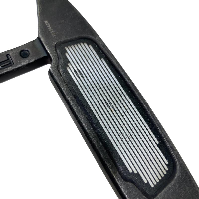 �r�������������������@�s�q�@�`���������@�Q�i���������@�\�t���j