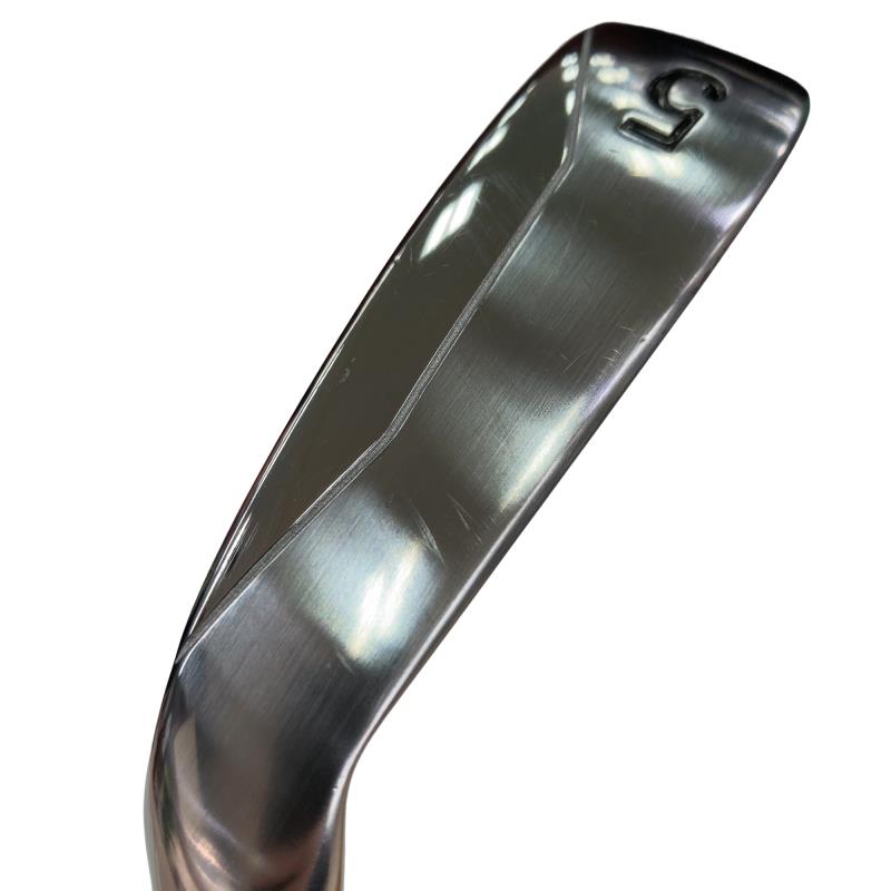 �o�g�x�y�i�Q�O�P�U�j�@���T