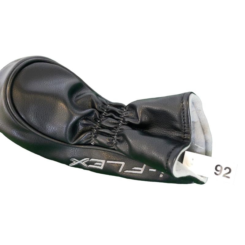 �r�q�h�w�n�m�@�y�w���@�T�v