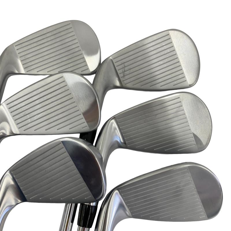 �s���������������@�s�P�T�O�i�Q�O�Q�R�j�@�U�r�i���{���F�U�{�Z�b�g�j