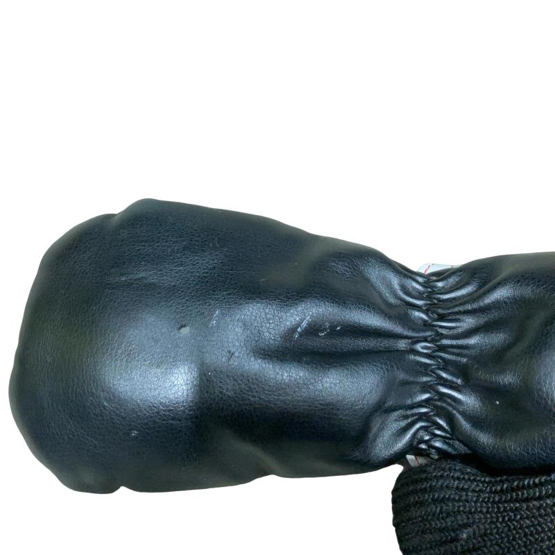 �r�q�h�w�n�m�@�y�@�g�U�T�@�t�S