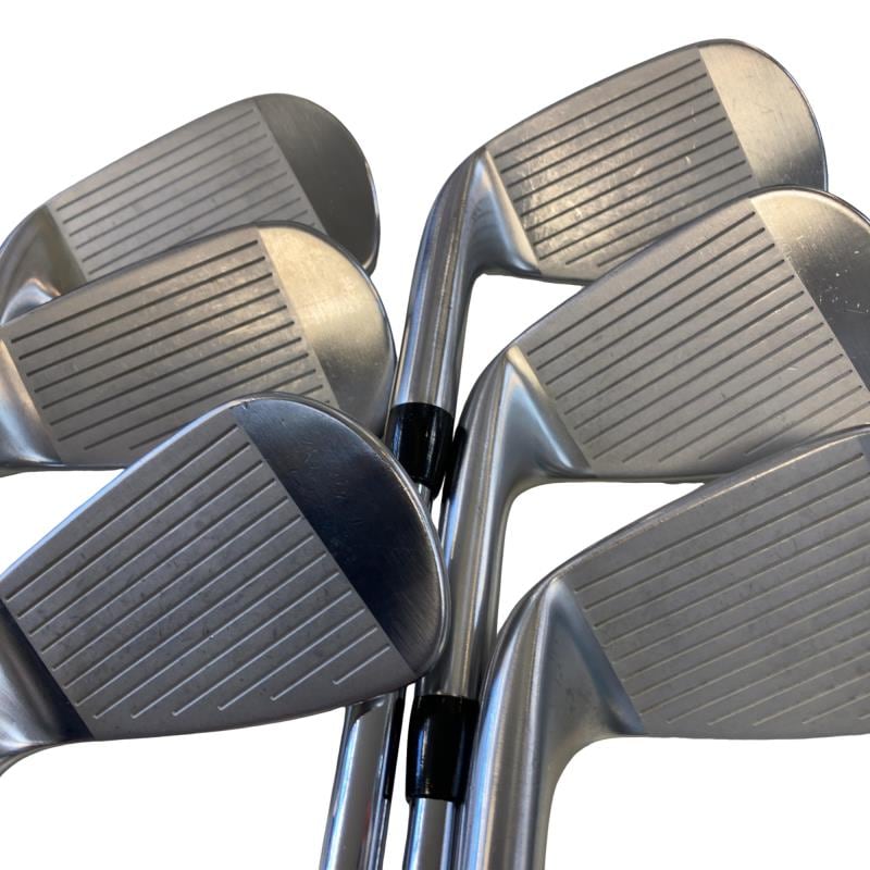 �s���������������@�s�P�O�O�r�i�Q�O�Q�P�j�@�U�r�i���{���F�U�{�Z�b�g�j