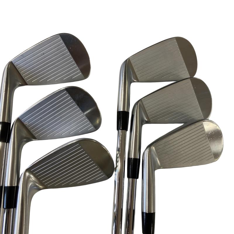 �a�q�h�c�f�d�r�s�n�m�d�@�Q�Q�P�b�a�@�U�r�i���{���F�U�{�Z�b�g�j