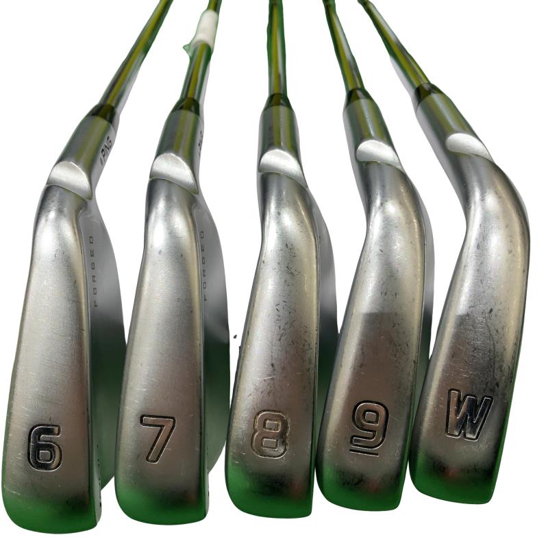 ���T�O�O�@�T�r�i���{���F�T�{�Z�b�g�j