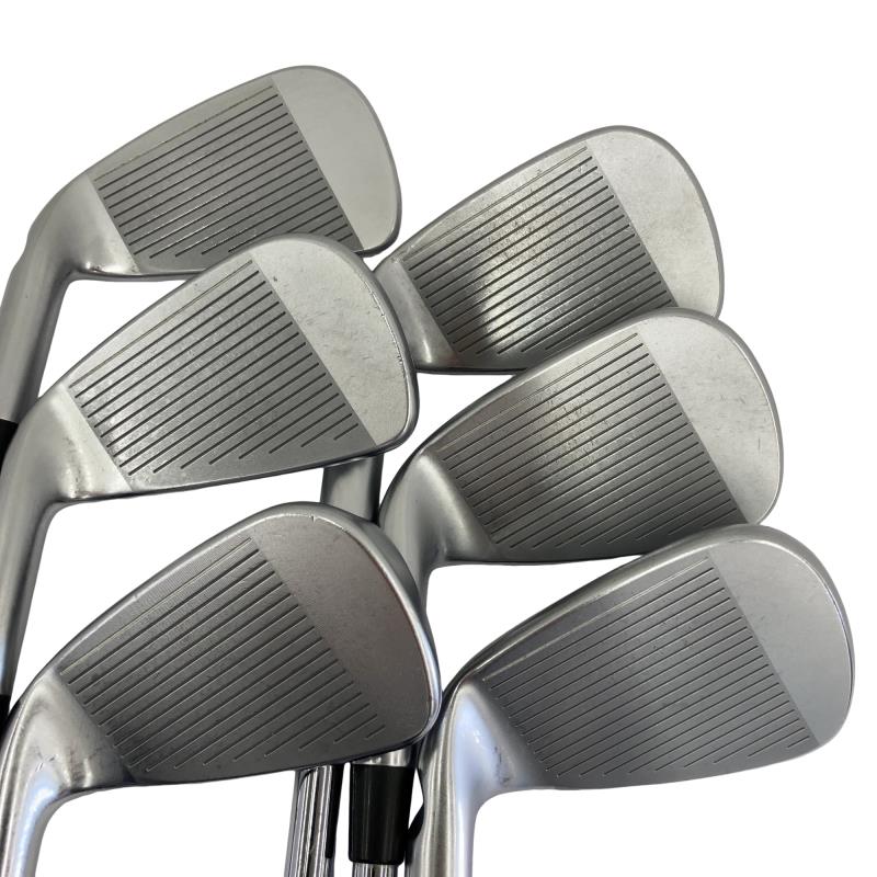 ���Q�R�O�@�U�r�i���{���F�U�{�Z�b�g�j