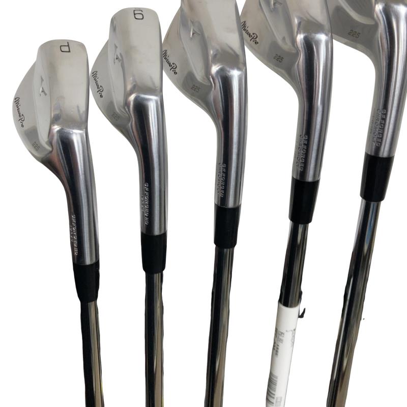 �l�����������@�o�����@�Q�Q�T�@�U�r�i���{���F�U�{�Z�b�g�j