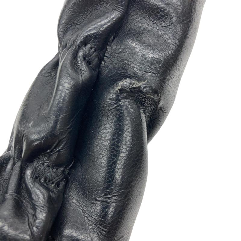 �s�r�R�@�Q�R°