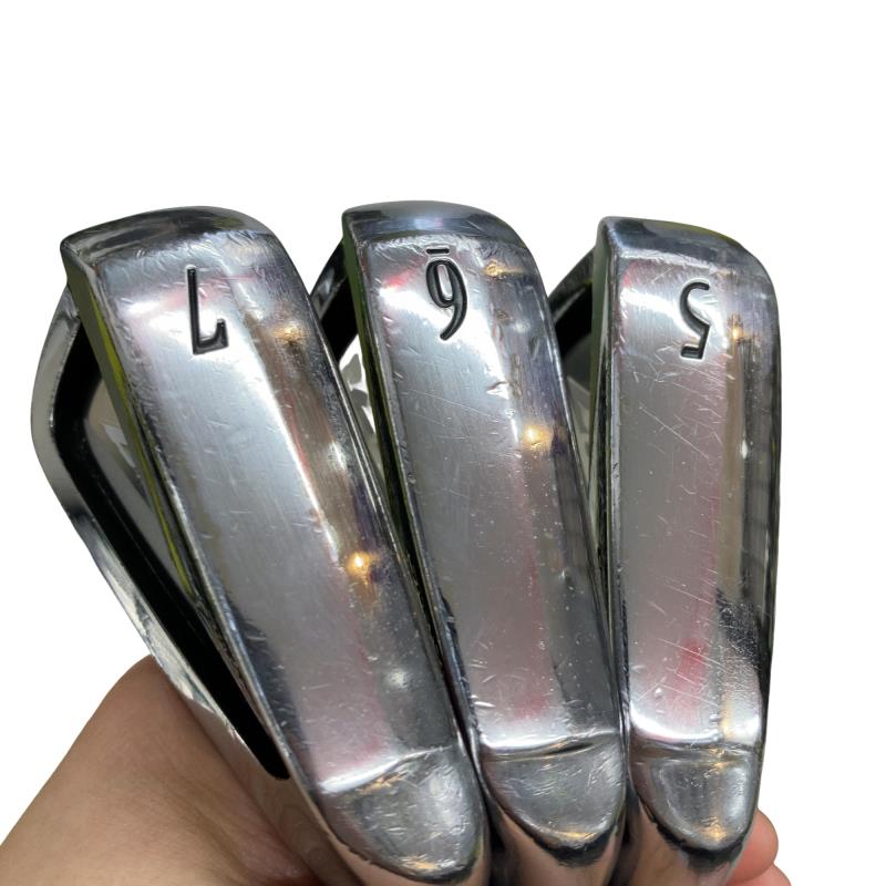 �r�q�h�w�n�m�@�y�T�S�T�@�@�U�r�i���{���F�U�{�Z�b�g�j