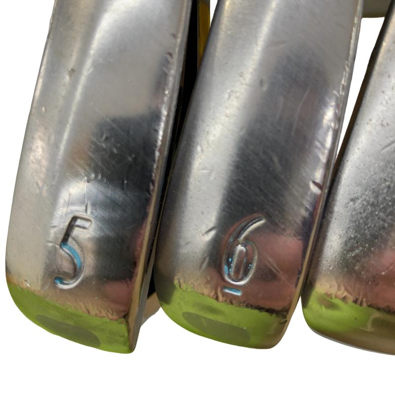 �r�q�h�w�n�m�@�y�T�S�T�@�@�U�r�i���{���F�U�{�Z�b�g�j