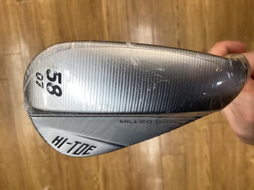 Ｔａｙｌｏｒ　Ｍａｄｅ　ＭＩＬＬＥＤ　ＧＲＩＮＤ　ＨＩ－ＴＯＥ（２０２２）　クローム　５８°／０７°