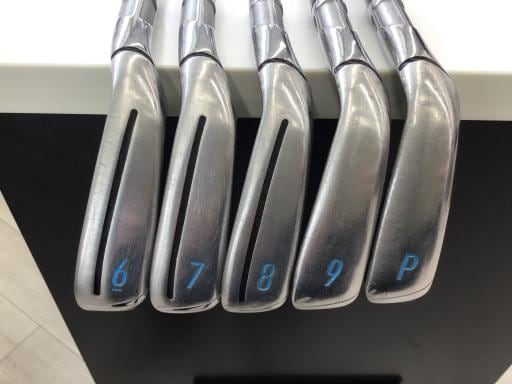 rhl@l`w@@Tri{FT{Zbgj