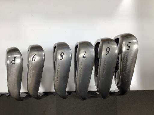 �w�w�h�n�i�Q�O�P�O�j�@�U�r�i���{���F�U�{�Z�b�g�j