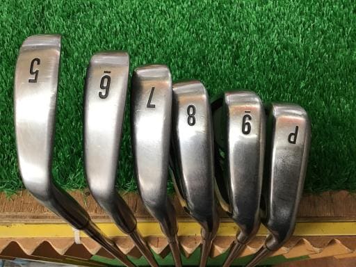 �w�w�h�n�i�Q�O�P�U�j�@�U�r�i���{���F�U�{�Z�b�g�j