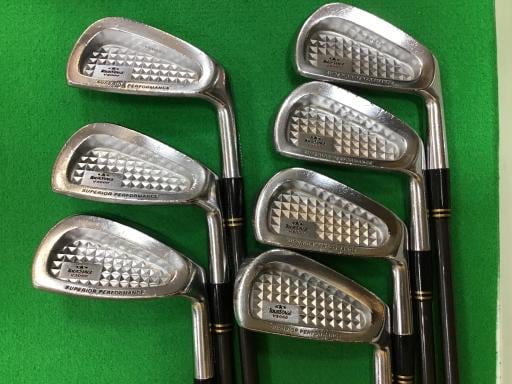 ＴＯＵＲＳＴＡＧＥ　Ｖ３０００　１０Ｓ