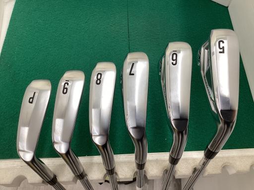 ＳＲＩＸＯＮ　ＺＸｉ５　６Ｓ