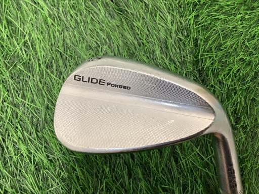 切れ味鋭いショットを生むウェッジ ～ピン GLIDE フォージド