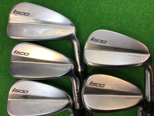 ���T�O�O�@�T�r�i���{���F�T�{�Z�b�g�j