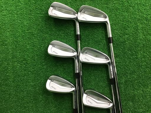 ���Q�P�O�@�U�r�i���{���F�U�{�Z�b�g�j