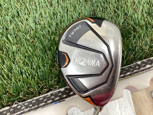 �s�n�t�q�@�v�n�q�k�c�@�s�v�V�S�V�@�Q�Q°