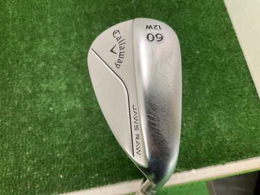 i`vr@q`v@NbL@UO°^PQ°v