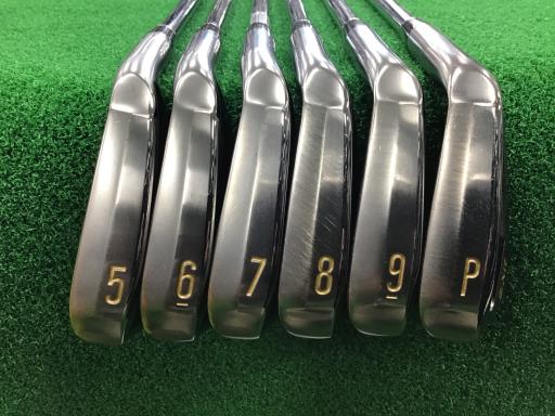ＳＲＩＸＯＮ　ＺＸｉ７　ブラック　６Ｓ