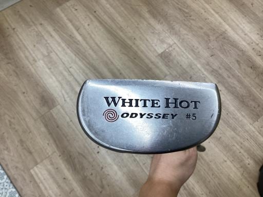 ＷＨＩＴＥ　ＨＯＴ　＃５　３２インチ