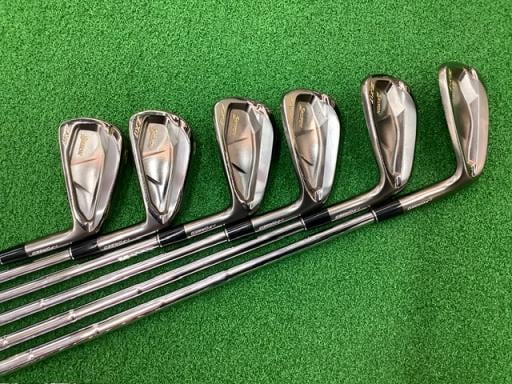 ＳＲＩＸＯＮ　ＺＸｉ７　ブラック　６Ｓ