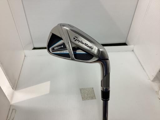 rhl@l`w@@Tri{FT{Zbgj