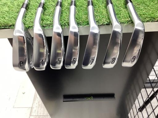 ＳＲＩＸＯＮ　ＺＸｉ５　８Ｓ