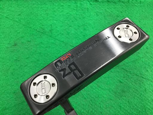 ＳＣＯＴＴＹ　ＣＡＭＥＲＯＮ　Ｂ３　ＴＲＩＰＬＥ　ＢＬＡＣＫ　ＤＥＳＩＧＮ　ＬＴＤ　ＮＥＷＰＯＲＴ　２　ＬＮ　３４インチ