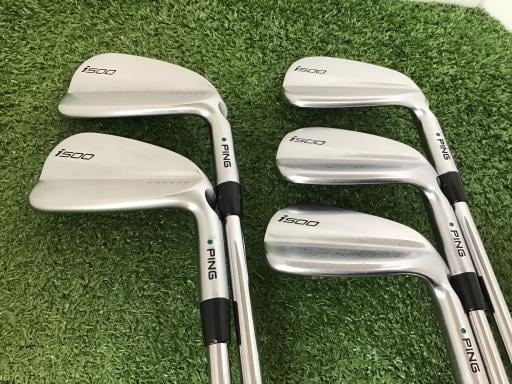 ���T�O�O�@�T�r�i���{���F�T�{�Z�b�g�j