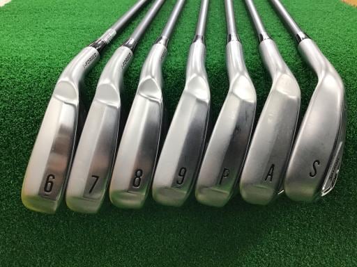 ＳＲＩＸＯＮ　ＺＸｉ４　７Ｓ