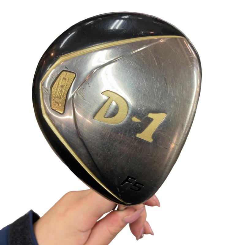 �q���������@�c�|�P�@�e�T