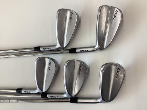 ���T�O�O�@�T�r�i���{���F�T�{�Z�b�g�j