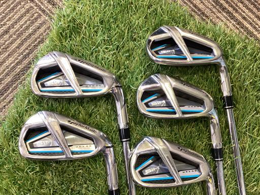 rhl@l`wEnr@@Tri{FT{Zbgj