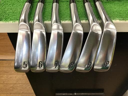 rqhwnm@ywT@Uri{FU{Zbgj