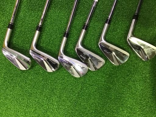 �r�q�h�w�n�m�@�y�X�S�T�@�U�r�i���{���F�U�{�Z�b�g�j