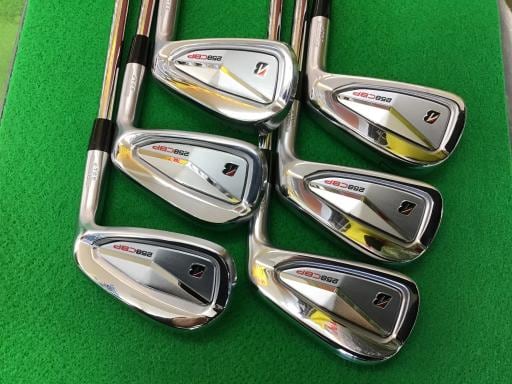 �a�q�h�c�f�d�r�s�n�m�d�@�Q�T�W�b�a�o�@�U�r�i���{���F�U�{�Z�b�g�j