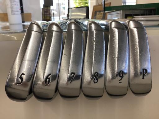 �r�q�h�w�n�m�@�y�T�S�T�@�@�U�r�i���{���F�U�{�Z�b�g�j