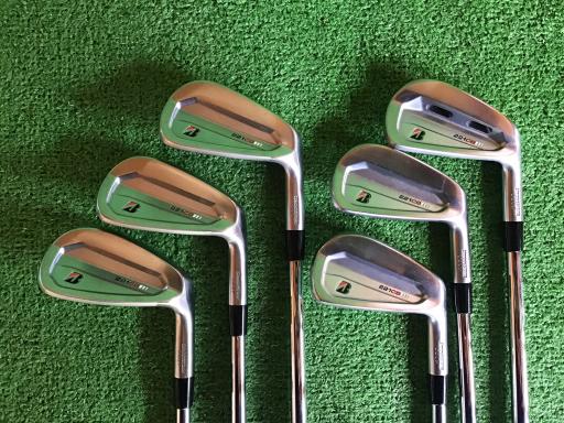 �a�q�h�c�f�d�r�s�n�m�d�@�Q�Q�P�b�a�@�U�r�i���{���F�U�{�Z�b�g�j