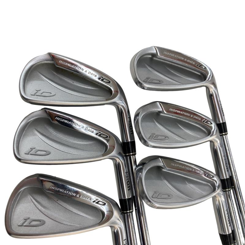 ���c�@�A�C�A���@�U�r�i���{���F�U�{�Z�b�g�j