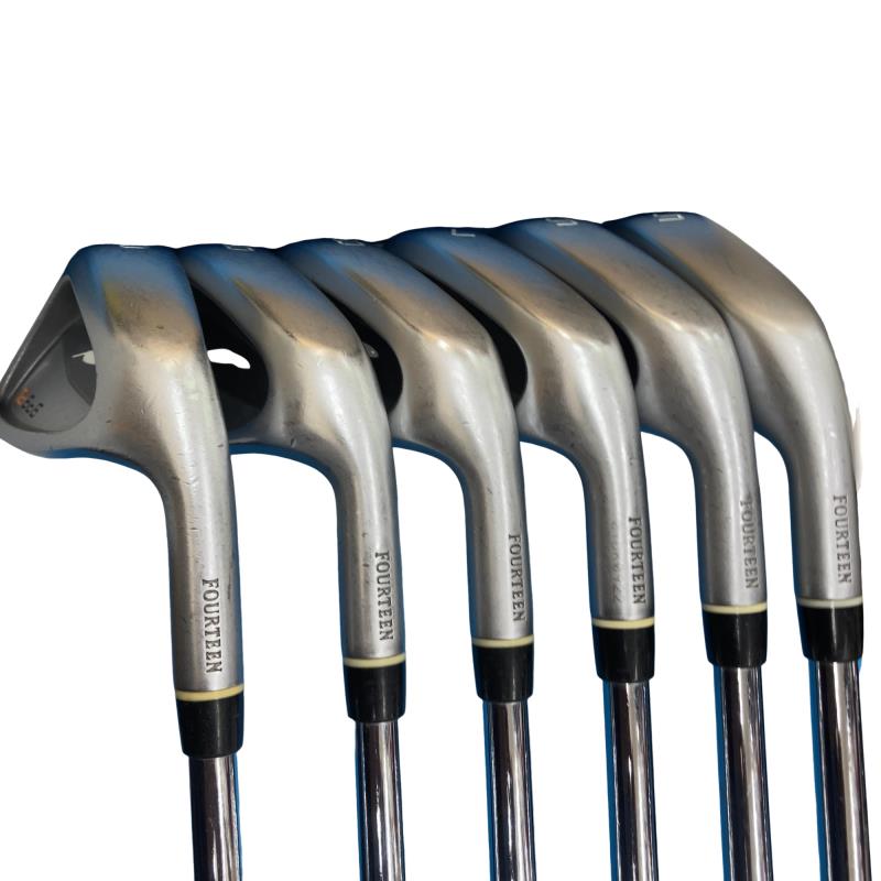 �s�b�|�U�O�U�@�U�r�i���{���F�U�{�Z�b�g�j