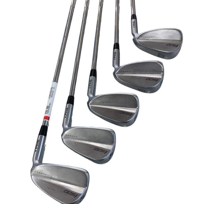 ���T�O�O�@�T�r�i���{���F�T�{�Z�b�g�j