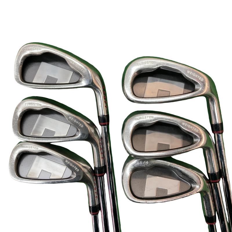 �n�m�n�e�e�i�Q�O�P�O�j�@�@�U�r�i���{���F�U�{�Z�b�g�j